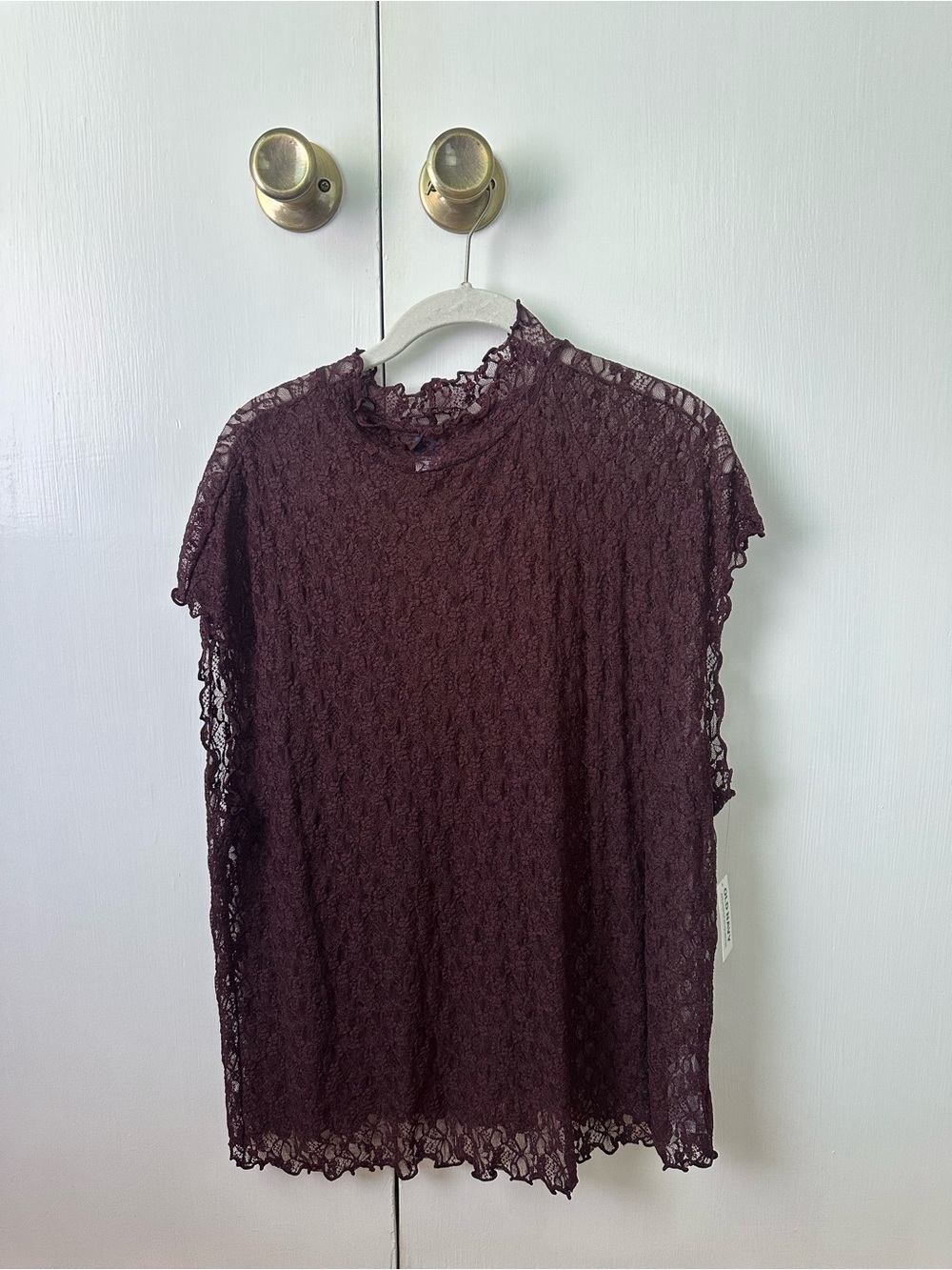 Old Navy Women's Lace Mock Neck going out Top in Plum